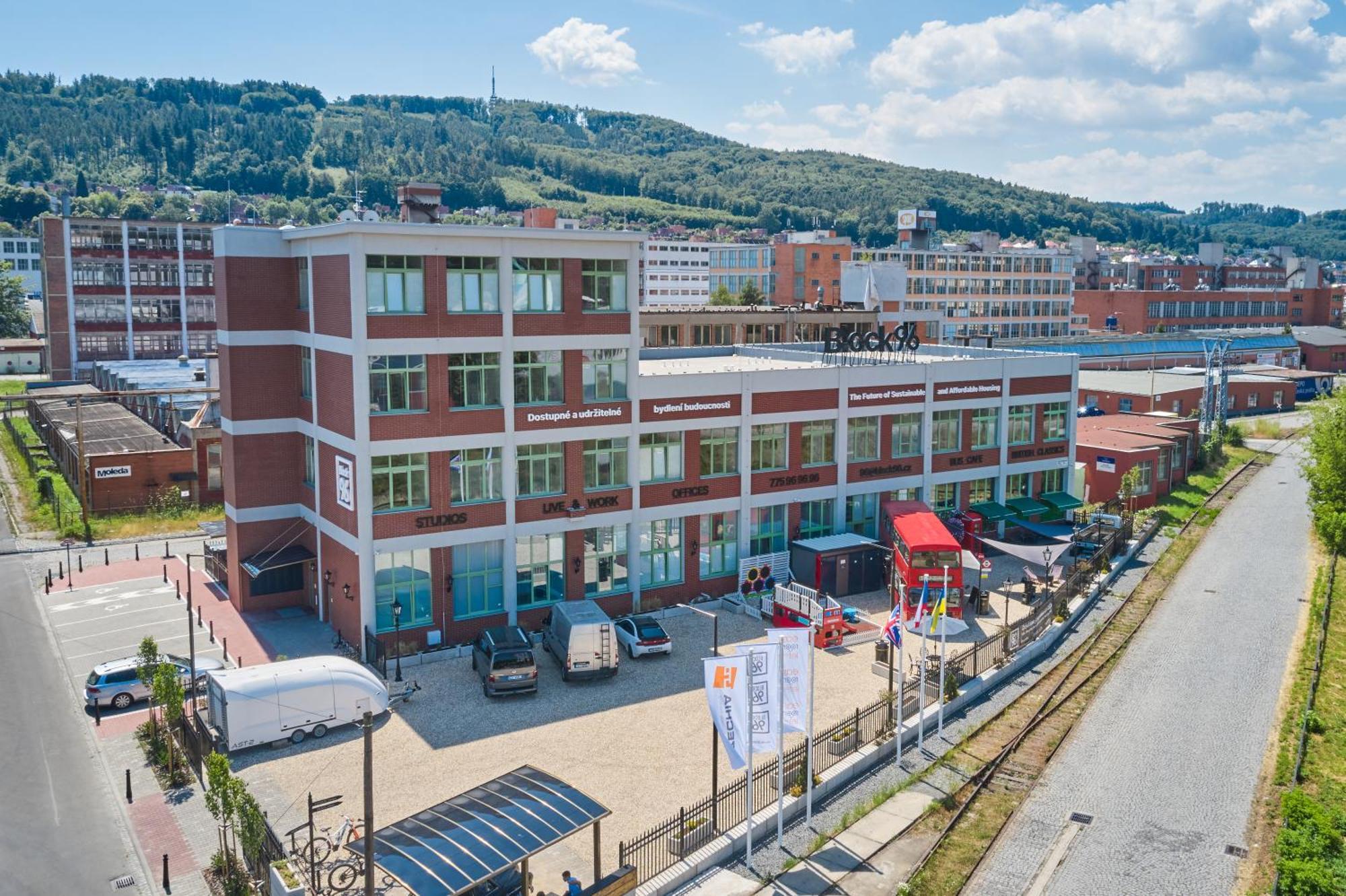 Zlín Block 96 Apartments מראה חיצוני תמונה